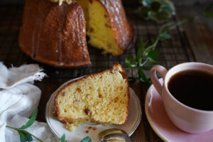 babka drożdżowa na białym serze
