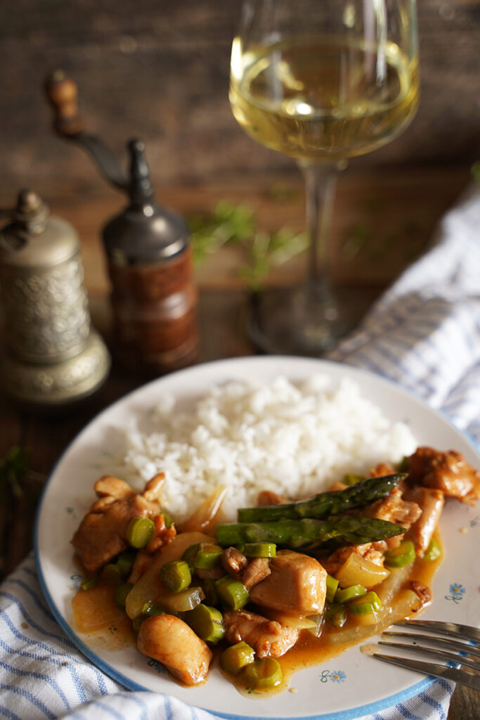 kurczak ze szparagami